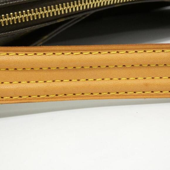 LOUIS VUITTON Brown Monogram Shoulder Bag - Picture 7 of 8